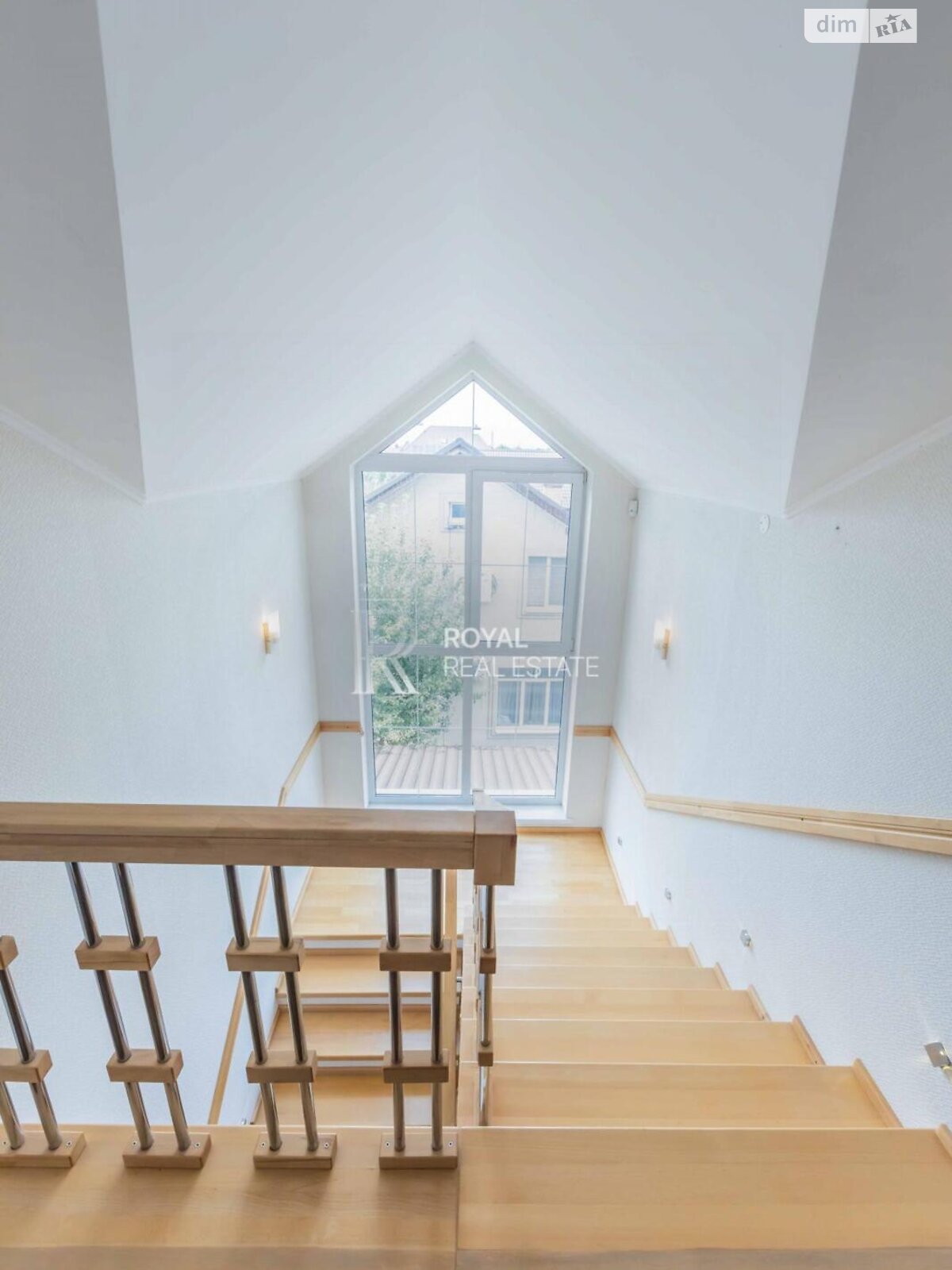 двоповерховий будинок з гаражем, 297.2 кв. м, цегла. Здається помісячно в Петропавлівській Борщагівці фото 1 двоповерховий будинок з гаражем, 297.2 кв. м, цегла. Здається помісячно в Петропавлівській Борщагівці фото 1