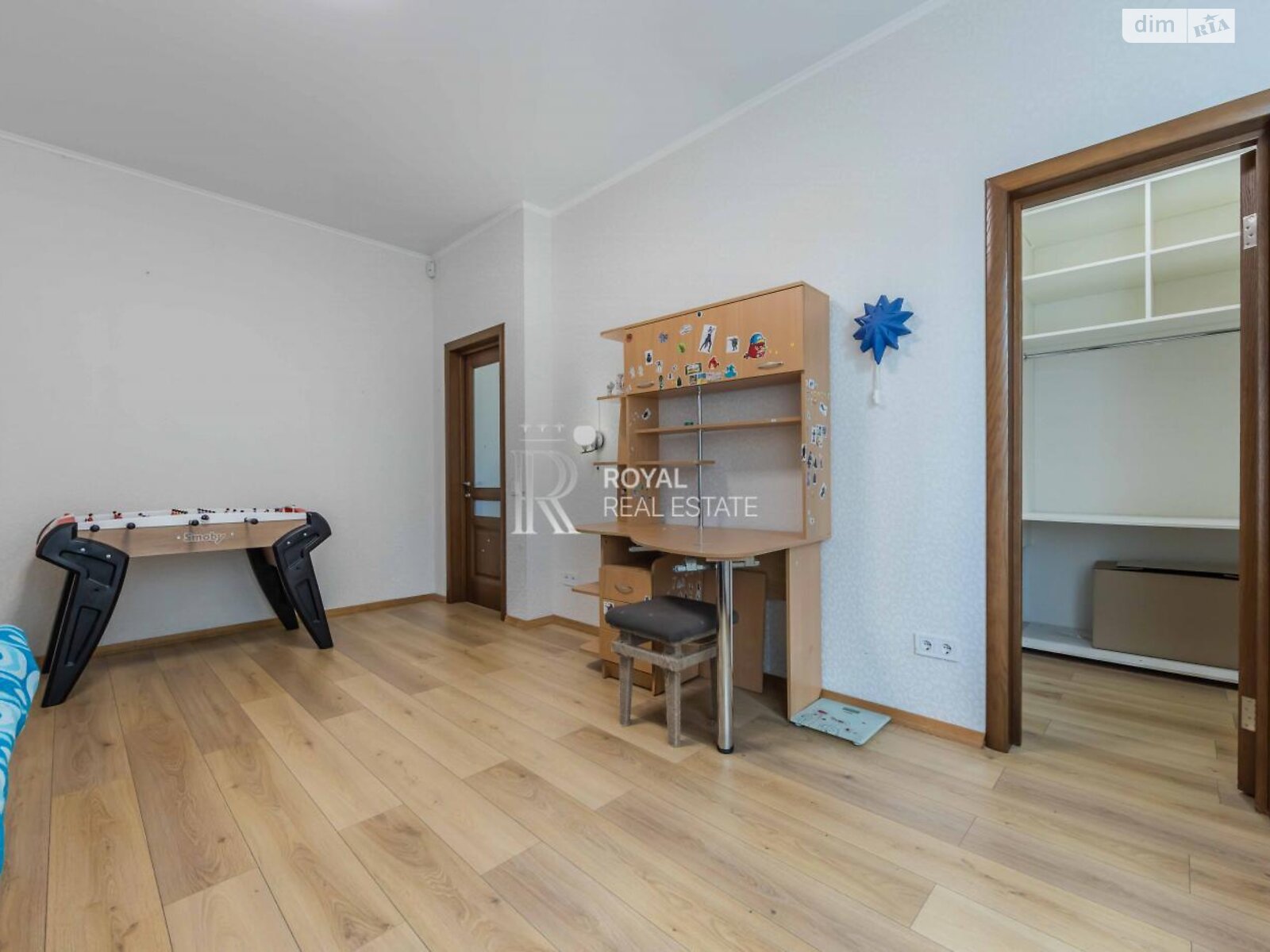 двоповерховий будинок з гаражем, 297.2 кв. м, цегла. Здається помісячно в Петропавлівській Борщагівці фото 1 двоповерховий будинок з гаражем, 297.2 кв. м, цегла. Здається помісячно в Петропавлівській Борщагівці фото 1