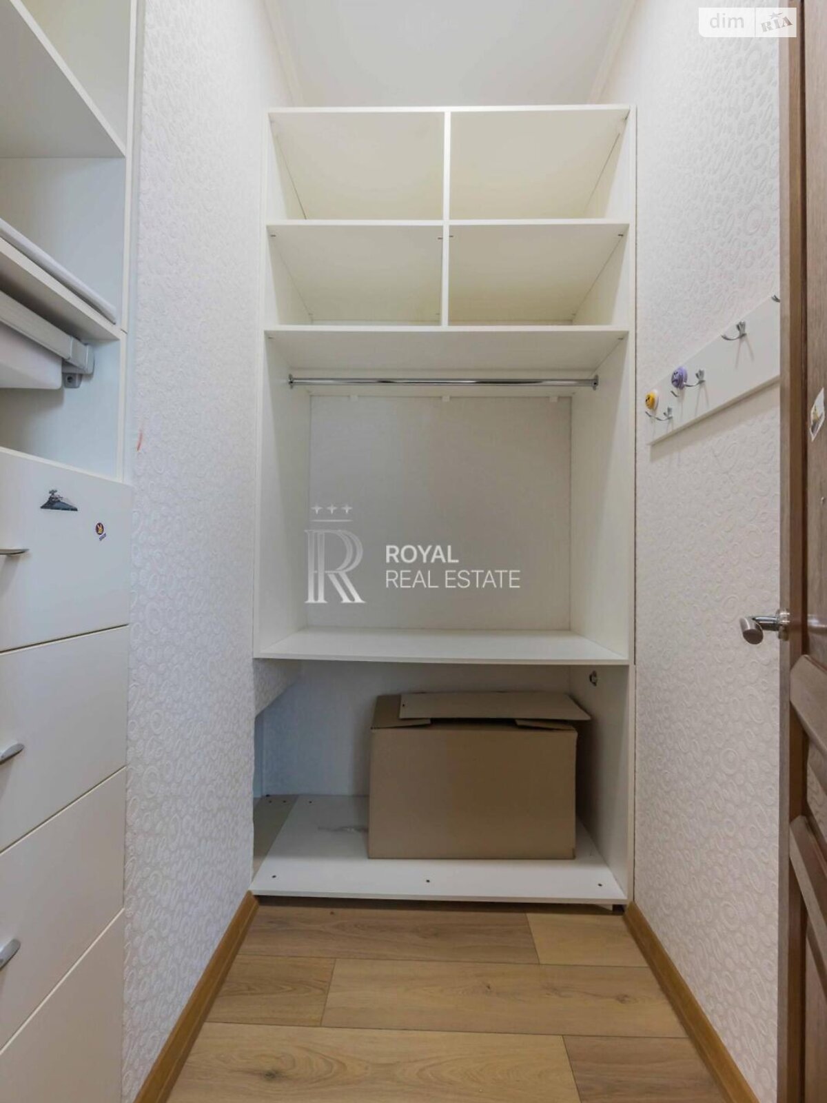 двоповерховий будинок з гаражем, 297.2 кв. м, цегла. Здається помісячно в Петропавлівській Борщагівці фото 1 двоповерховий будинок з гаражем, 297.2 кв. м, цегла. Здається помісячно в Петропавлівській Борщагівці фото 1