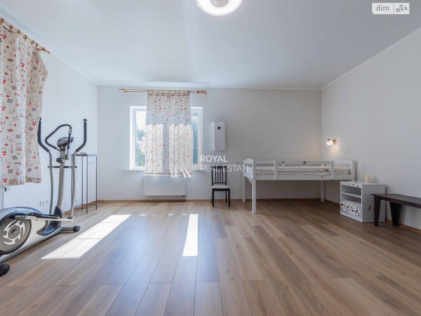 двоповерховий будинок з гаражем, 297.2 кв. м, цегла. Здається помісячно в Петропавлівській Борщагівці фото 1 двоповерховий будинок з гаражем, 297.2 кв. м, цегла. Здається помісячно в Петропавлівській Борщагівці фото 1