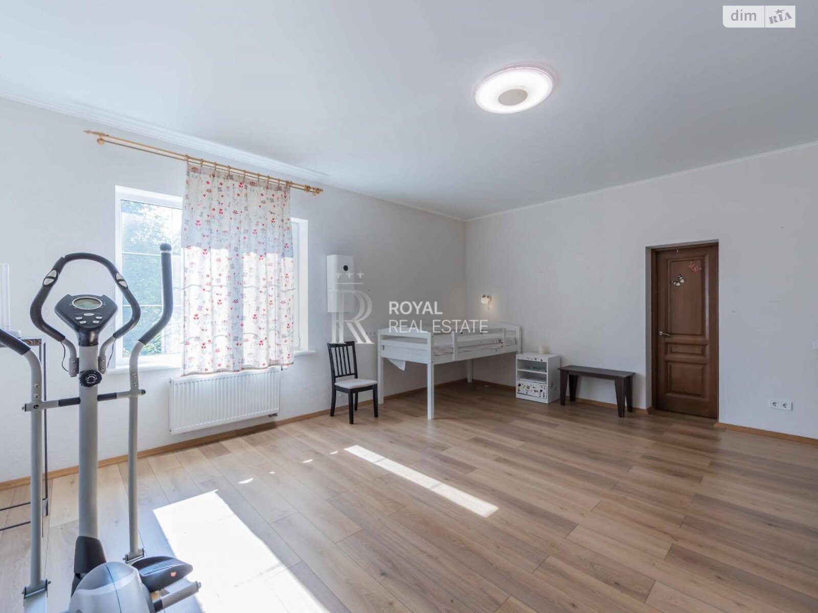 двоповерховий будинок з гаражем, 297.2 кв. м, цегла. Здається помісячно в Петропавлівській Борщагівці фото 1 двоповерховий будинок з гаражем, 297.2 кв. м, цегла. Здається помісячно в Петропавлівській Борщагівці фото 1