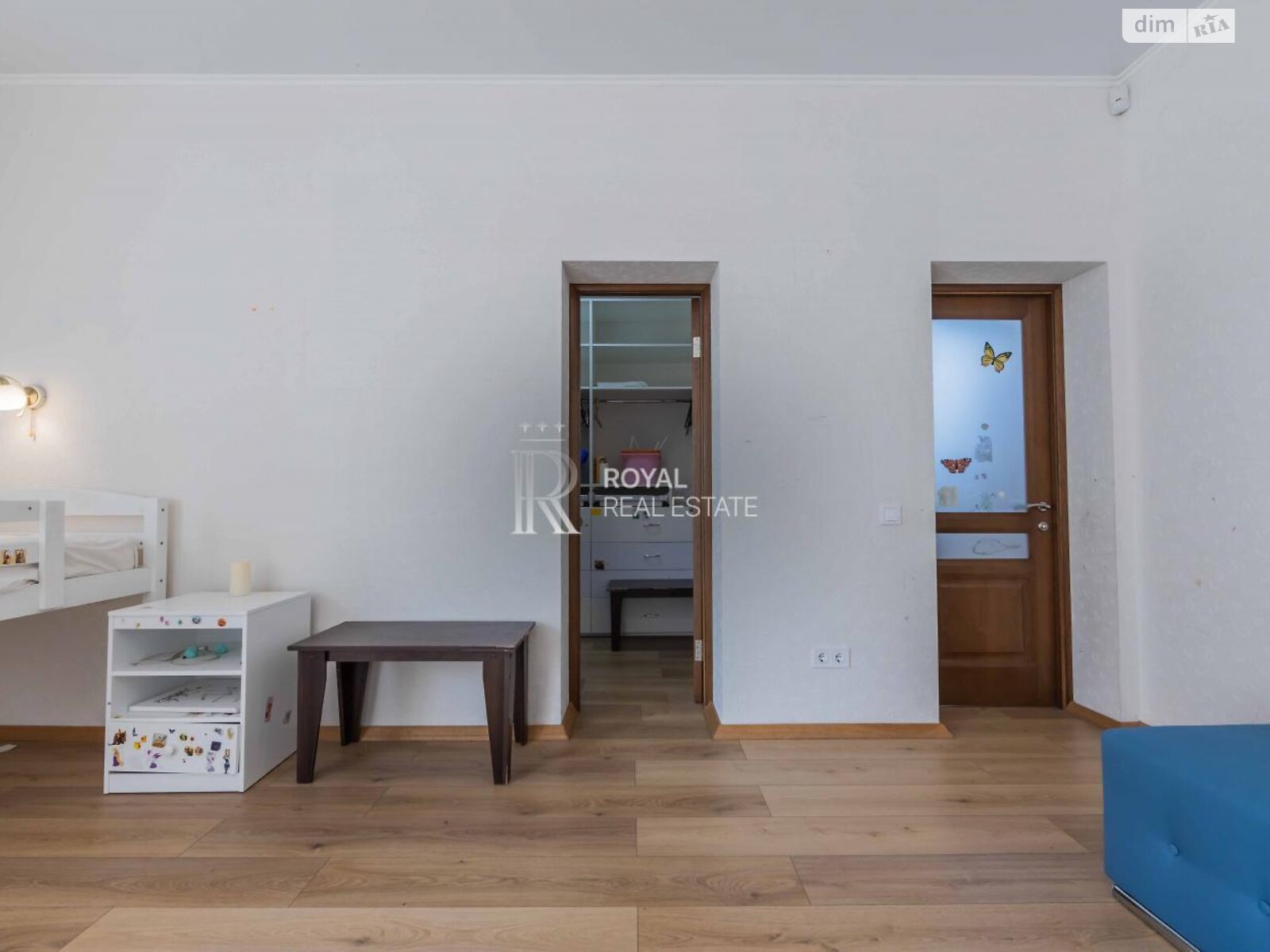 двоповерховий будинок з гаражем, 297.2 кв. м, цегла. Здається помісячно в Петропавлівській Борщагівці фото 1 двоповерховий будинок з гаражем, 297.2 кв. м, цегла. Здається помісячно в Петропавлівській Борщагівці фото 1