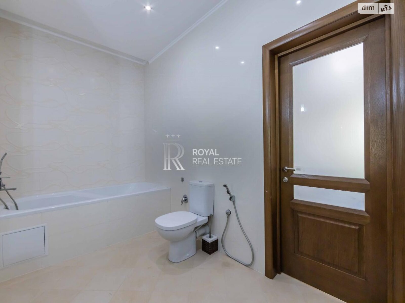 двоповерховий будинок з гаражем, 297.2 кв. м, цегла. Здається помісячно в Петропавлівській Борщагівці фото 1 двоповерховий будинок з гаражем, 297.2 кв. м, цегла. Здається помісячно в Петропавлівській Борщагівці фото 1