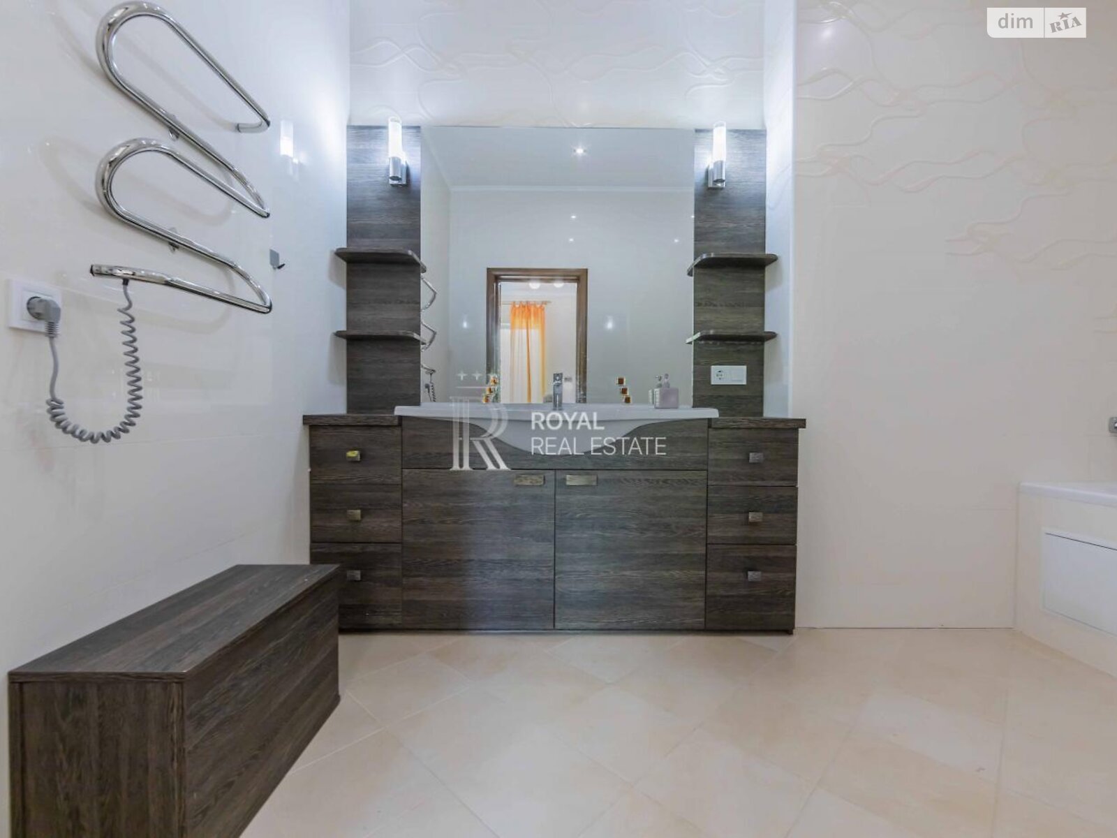 двоповерховий будинок з гаражем, 297.2 кв. м, цегла. Здається помісячно в Петропавлівській Борщагівці фото 1 двоповерховий будинок з гаражем, 297.2 кв. м, цегла. Здається помісячно в Петропавлівській Борщагівці фото 1