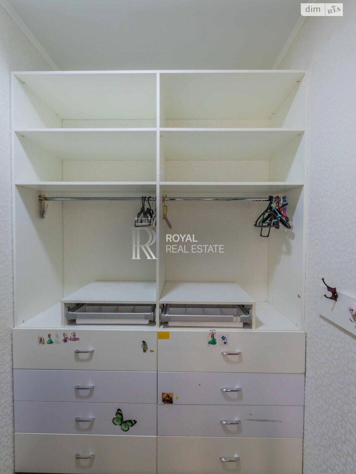 двоповерховий будинок з гаражем, 297.2 кв. м, цегла. Здається помісячно в Петропавлівській Борщагівці фото 1 двоповерховий будинок з гаражем, 297.2 кв. м, цегла. Здається помісячно в Петропавлівській Борщагівці фото 1