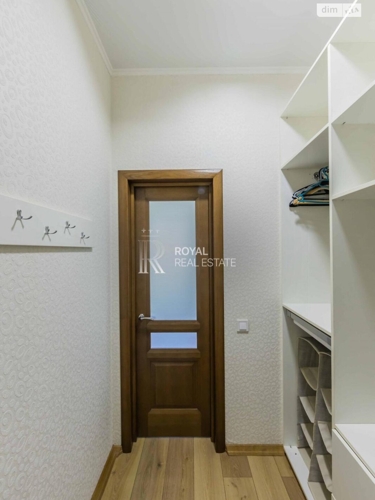 двоповерховий будинок з гаражем, 297.2 кв. м, цегла. Здається помісячно в Петропавлівській Борщагівці фото 1 двоповерховий будинок з гаражем, 297.2 кв. м, цегла. Здається помісячно в Петропавлівській Борщагівці фото 1