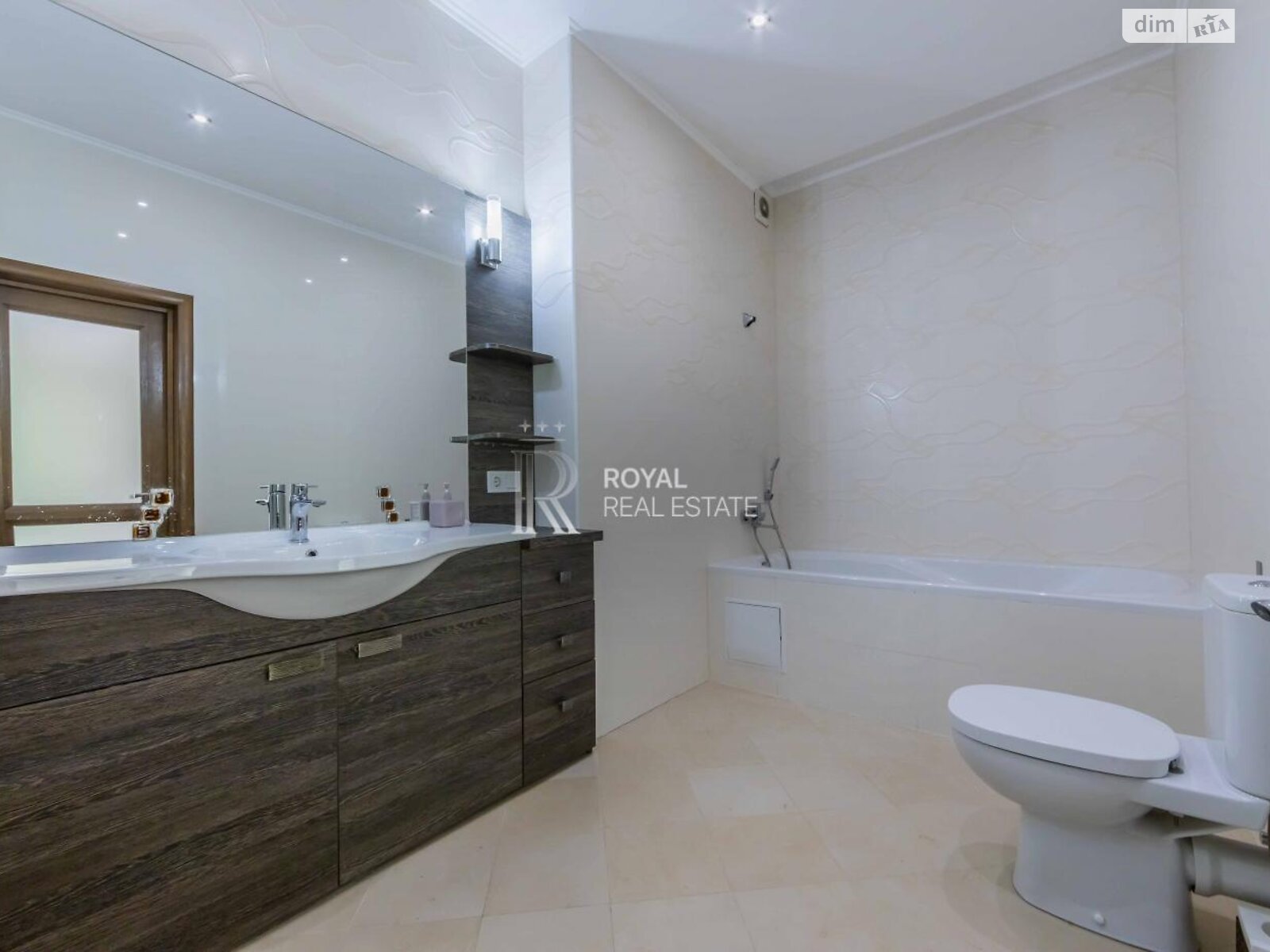 двоповерховий будинок з гаражем, 297.2 кв. м, цегла. Здається помісячно в Петропавлівській Борщагівці фото 1 двоповерховий будинок з гаражем, 297.2 кв. м, цегла. Здається помісячно в Петропавлівській Борщагівці фото 1