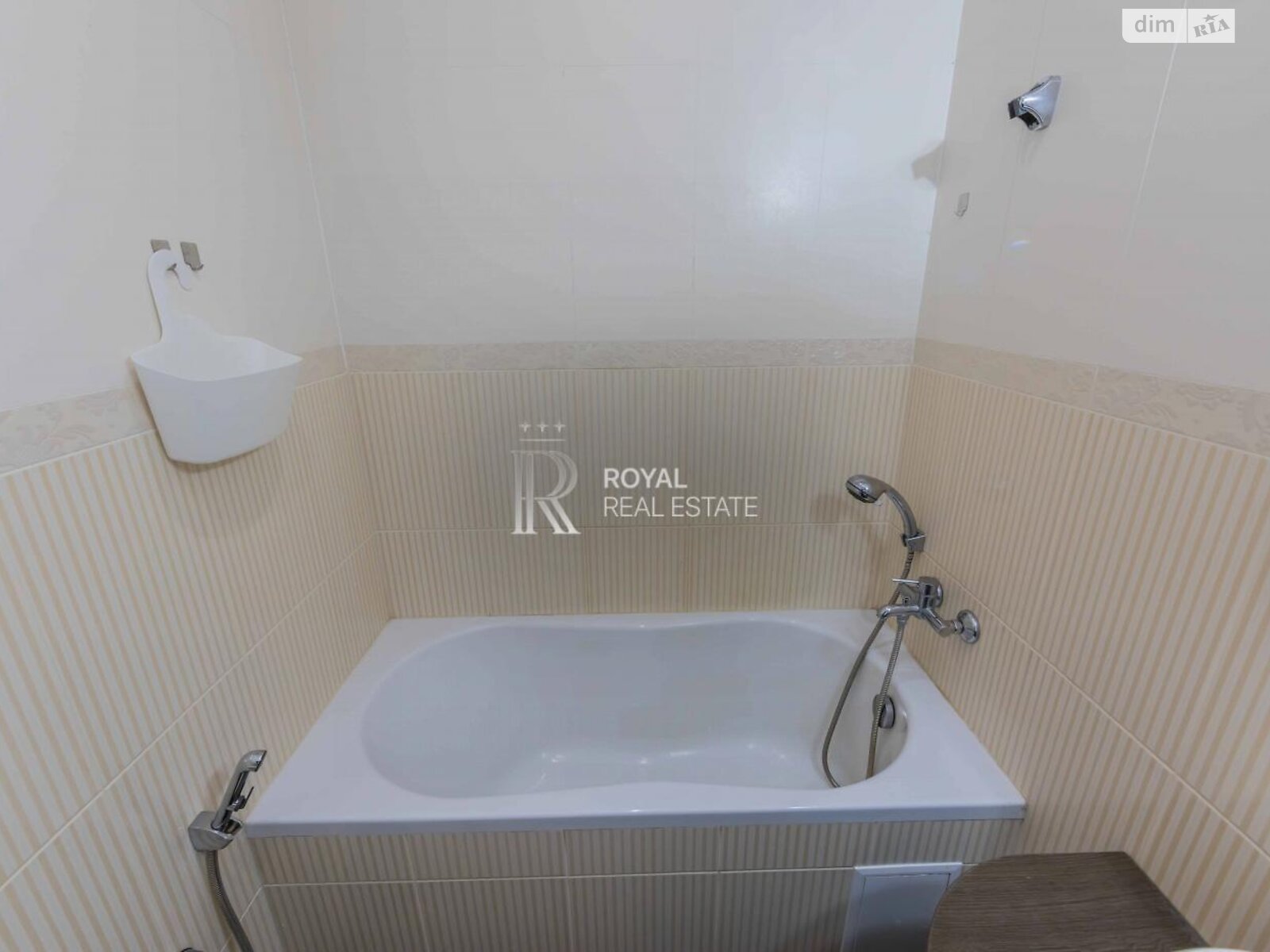 двоповерховий будинок з гаражем, 297.2 кв. м, цегла. Здається помісячно в Петропавлівській Борщагівці фото 1 двоповерховий будинок з гаражем, 297.2 кв. м, цегла. Здається помісячно в Петропавлівській Борщагівці фото 1