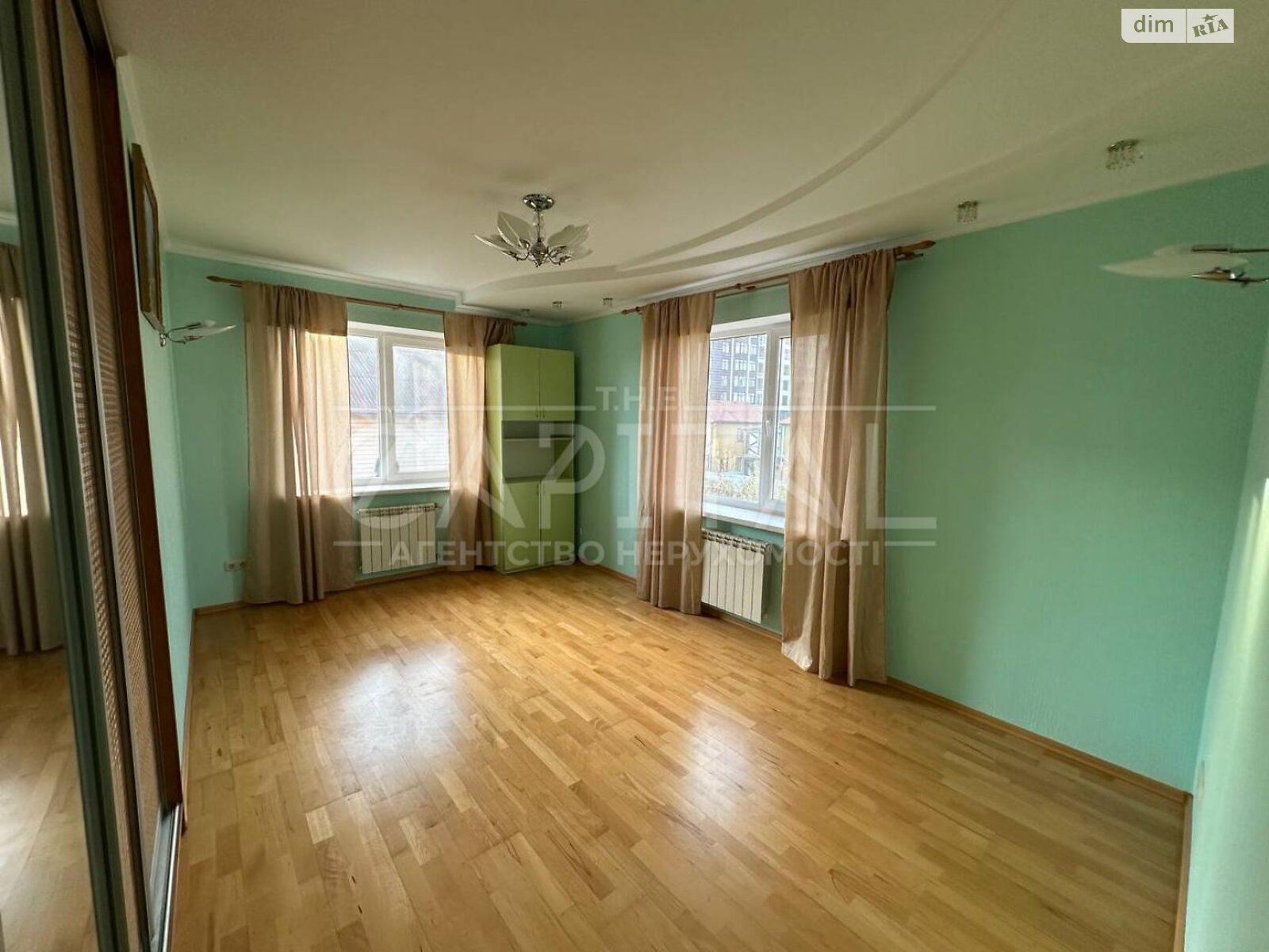 трехэтажный дом с гаражом, 345 кв. м, кирпич. Сдается помесячно в Софиевской Борщаговке фото 1 трехэтажный дом с гаражом, 345 кв. м, кирпич. Сдается помесячно в Софиевской Борщаговке фото 1