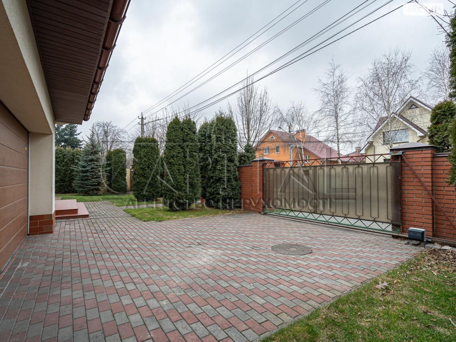 двоповерховий будинок з гаражем, 307 кв. м, цегла. Здається помісячно в Петропавлівській Борщагівці фото 1 двоповерховий будинок з гаражем, 307 кв. м, цегла. Здається помісячно в Петропавлівській Борщагівці фото 1