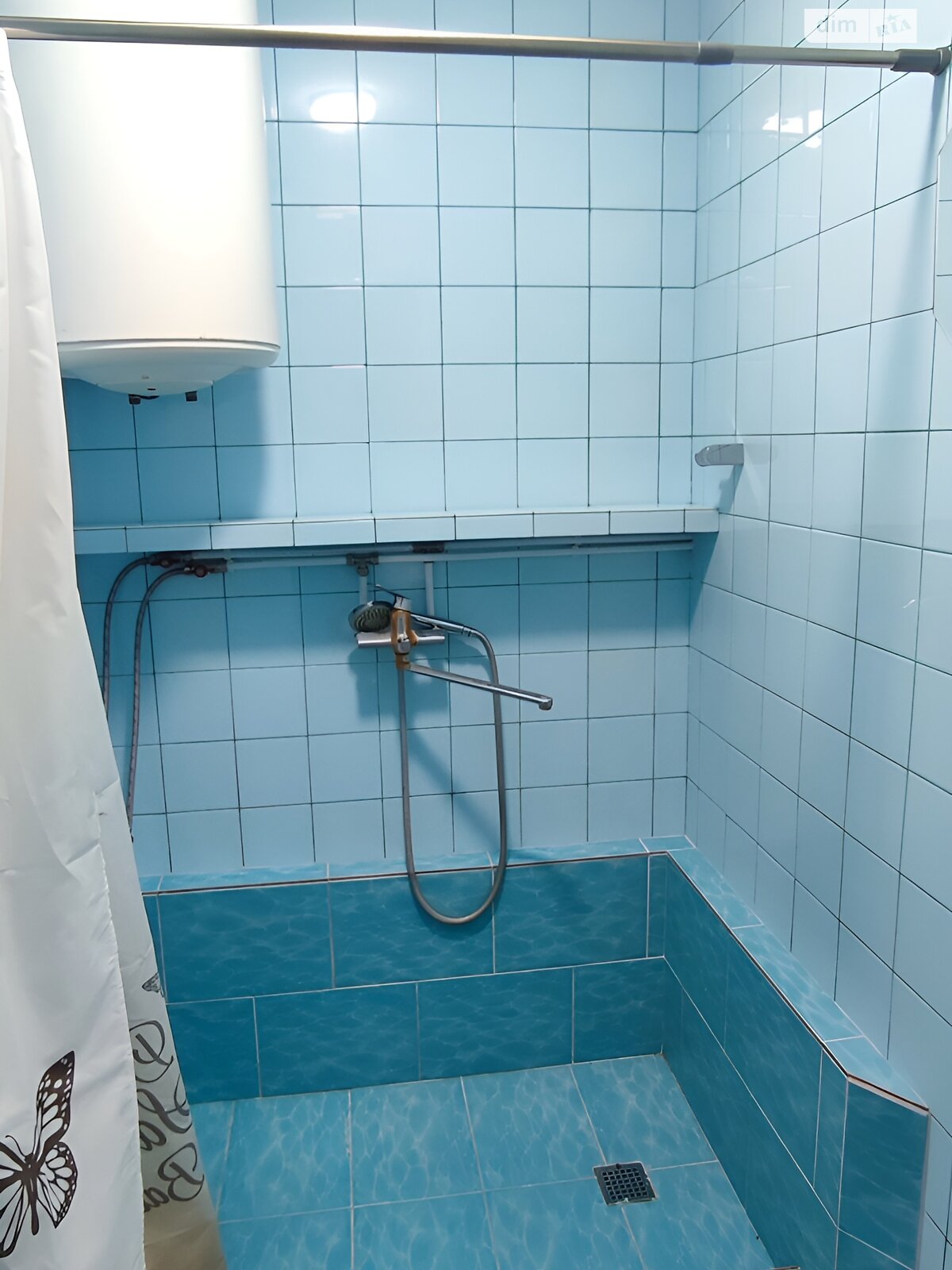 триповерховий будинок з балконом, 150 кв. м, кирпич. Здається помісячно в Петрушках фото 1 триповерховий будинок з балконом, 150 кв. м, кирпич. Здається помісячно в Петрушках фото 1