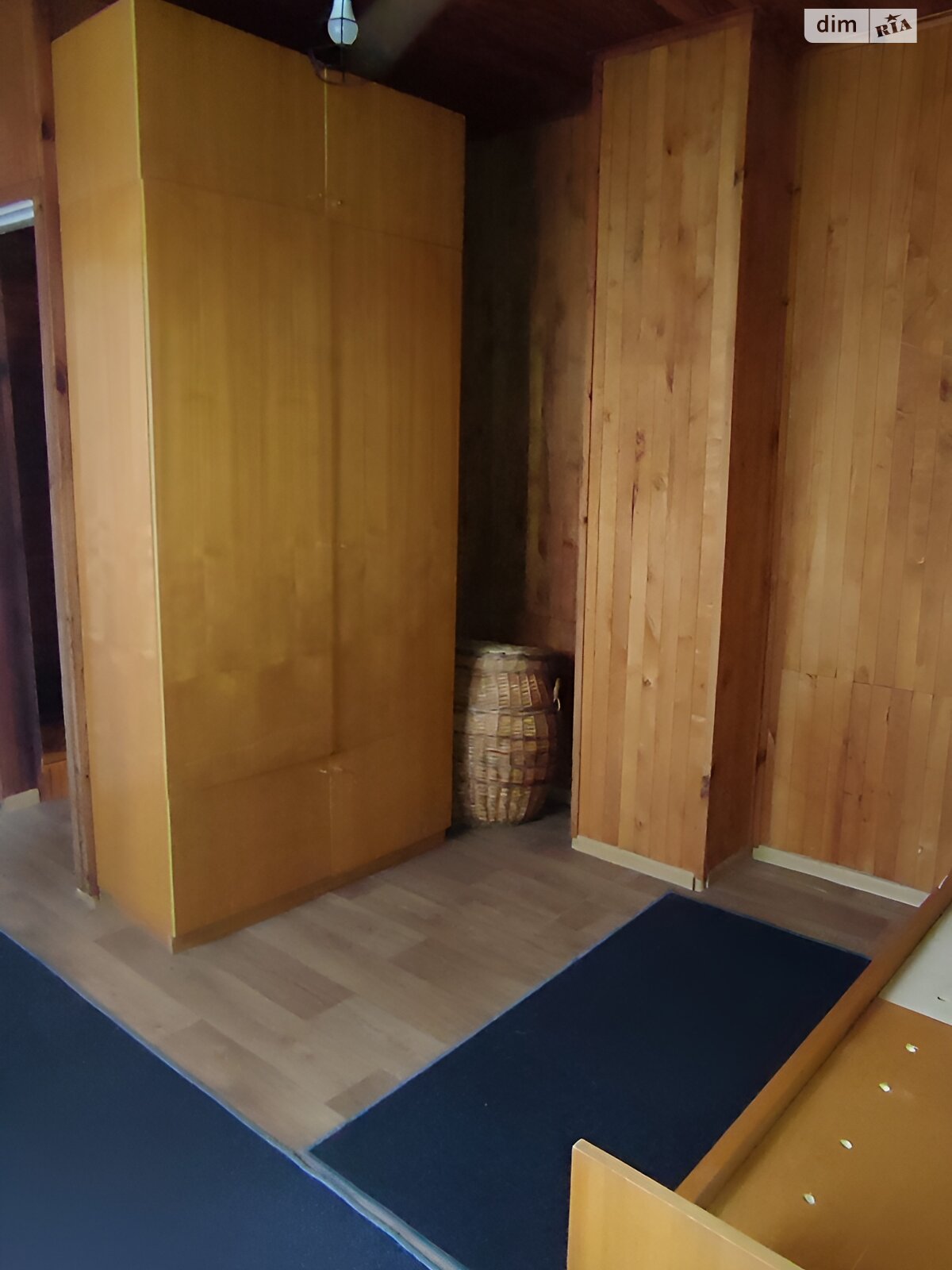 триповерховий будинок з балконом, 150 кв. м, кирпич. Здається помісячно в Петрушках фото 1 триповерховий будинок з балконом, 150 кв. м, кирпич. Здається помісячно в Петрушках фото 1