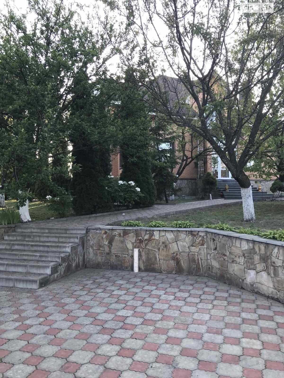 двоповерховий будинок з верандою, 219.8 кв. м, кирпич. Здається помісячно в Петрушках фото 1 двоповерховий будинок з верандою, 219.8 кв. м, кирпич. Здається помісячно в Петрушках фото 1
