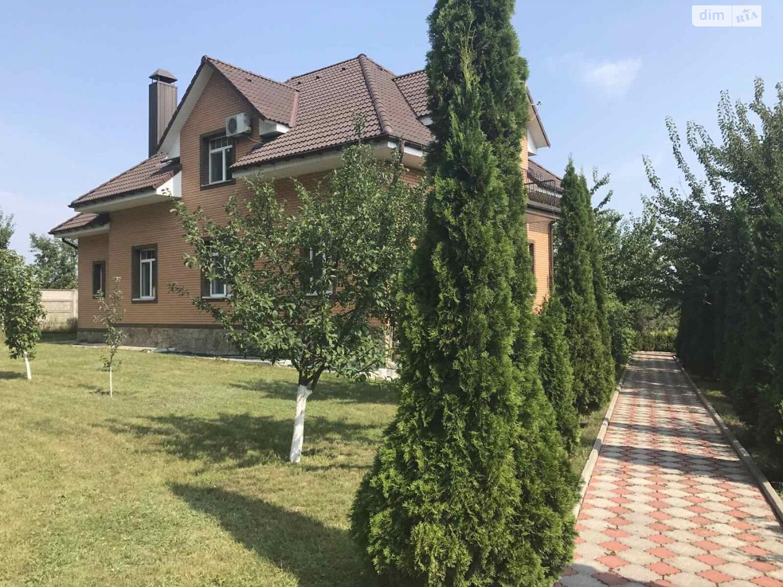 двоповерховий будинок з верандою, 219.8 кв. м, кирпич. Здається помісячно в Петрушках фото 1 двоповерховий будинок з верандою, 219.8 кв. м, кирпич. Здається помісячно в Петрушках фото 1