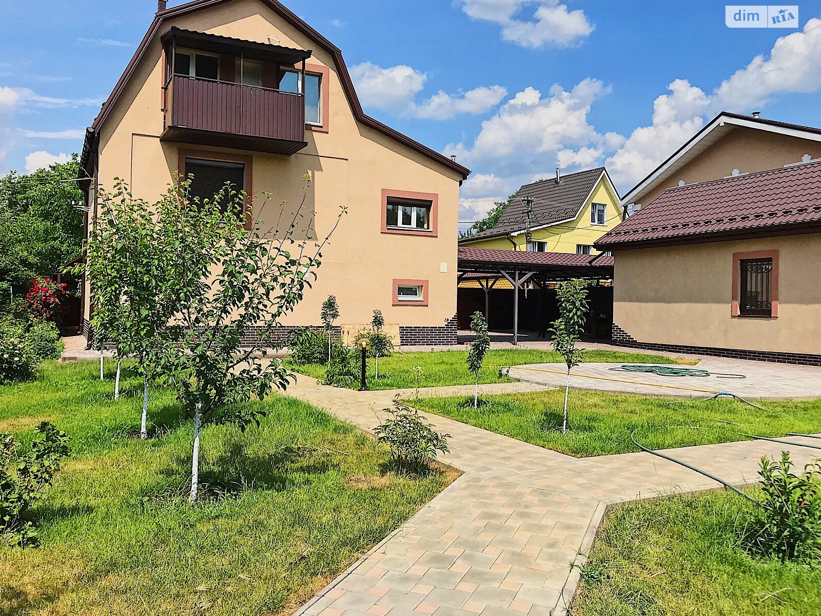 двухэтажный дом с гаражом, 116.7 кв. м, кирпич. Сдается помесячно в Петрушках фото 1 двухэтажный дом с гаражом, 116.7 кв. м, кирпич. Сдается помесячно в Петрушках фото 1
