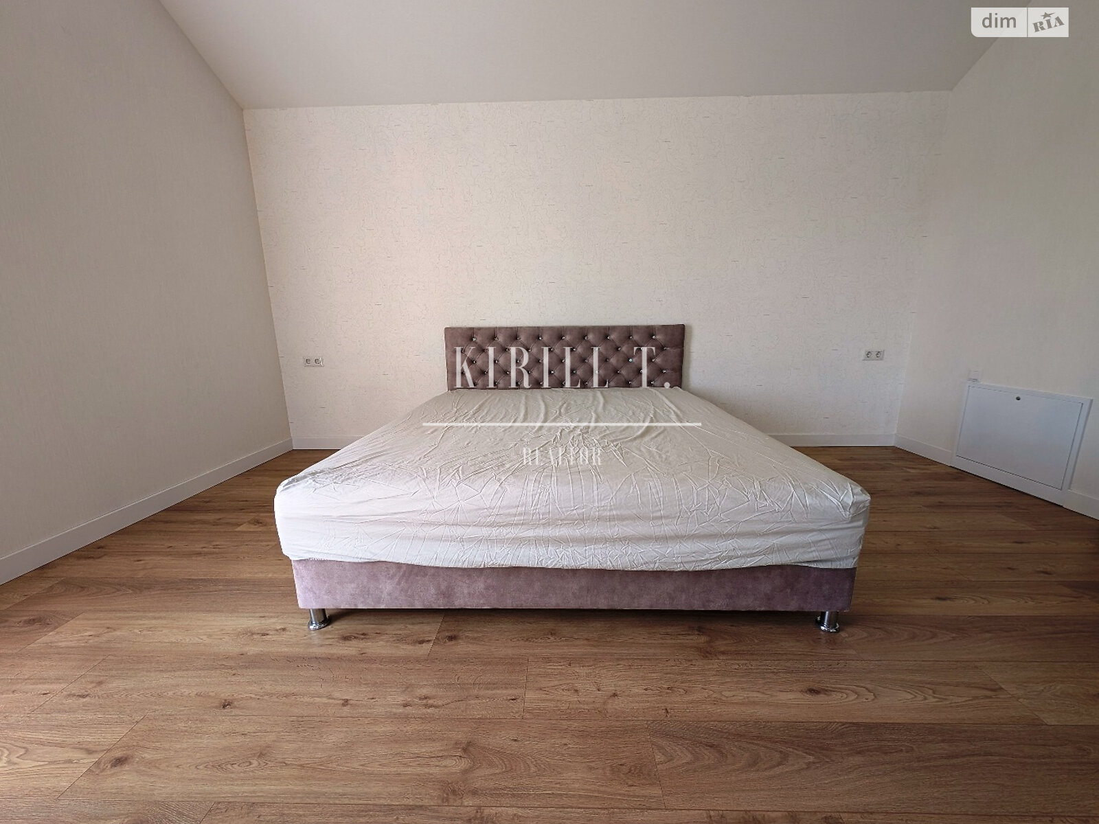 двухэтажный дом, 290 кв. м, кирпич. Сдается помесячно в Подгороднем фото 1 двухэтажный дом, 290 кв. м, кирпич. Сдается помесячно в Подгороднем фото 1