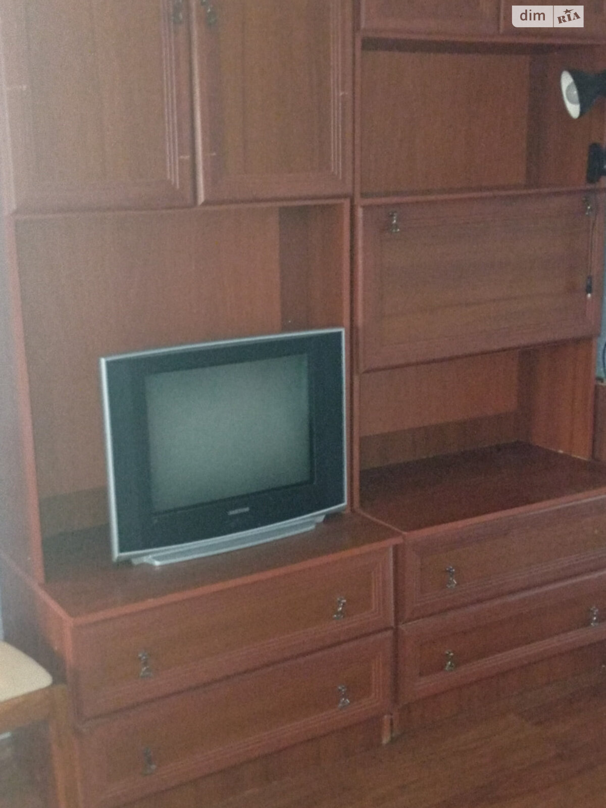 трехэтажный дом с гаражом, 66 кв. м, кирпич. Сдается помесячно в Подгорцах фото 1