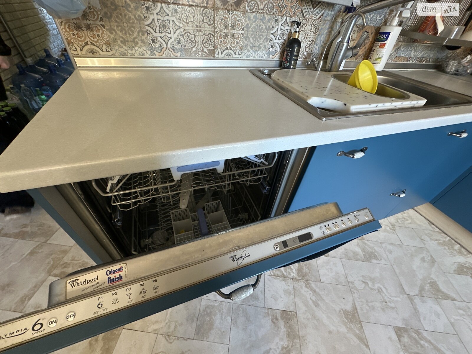 трехэтажный дом, 250 кв. м, кирпич. Сдается помесячно в Подгорцах фото 1 трехэтажный дом, 250 кв. м, кирпич. Сдается помесячно в Подгорцах фото 1