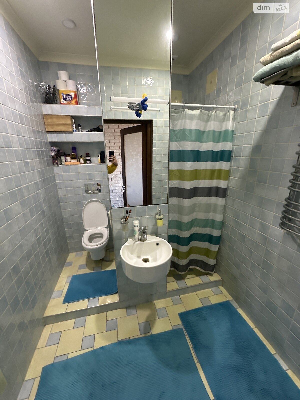 трехэтажный дом, 250 кв. м, кирпич. Сдается помесячно в Подгорцах фото 1 трехэтажный дом, 250 кв. м, кирпич. Сдается помесячно в Подгорцах фото 1