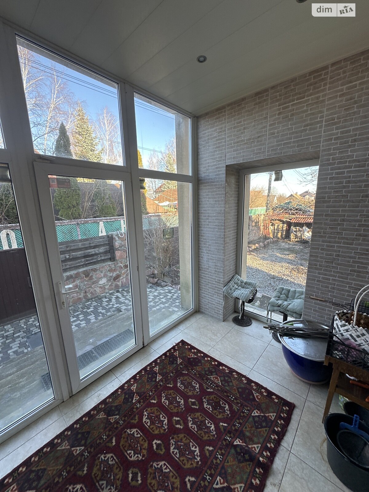 трехэтажный дом, 250 кв. м, кирпич. Сдается помесячно в Подгорцах фото 1 трехэтажный дом, 250 кв. м, кирпич. Сдается помесячно в Подгорцах фото 1