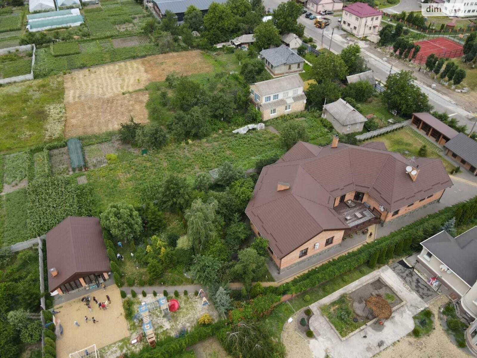 одноэтажный дом с гаражом, 460 кв. м, кирпич. Сдается помесячно в Погребах фото 1 одноэтажный дом с гаражом, 460 кв. м, кирпич. Сдается помесячно в Погребах фото 1