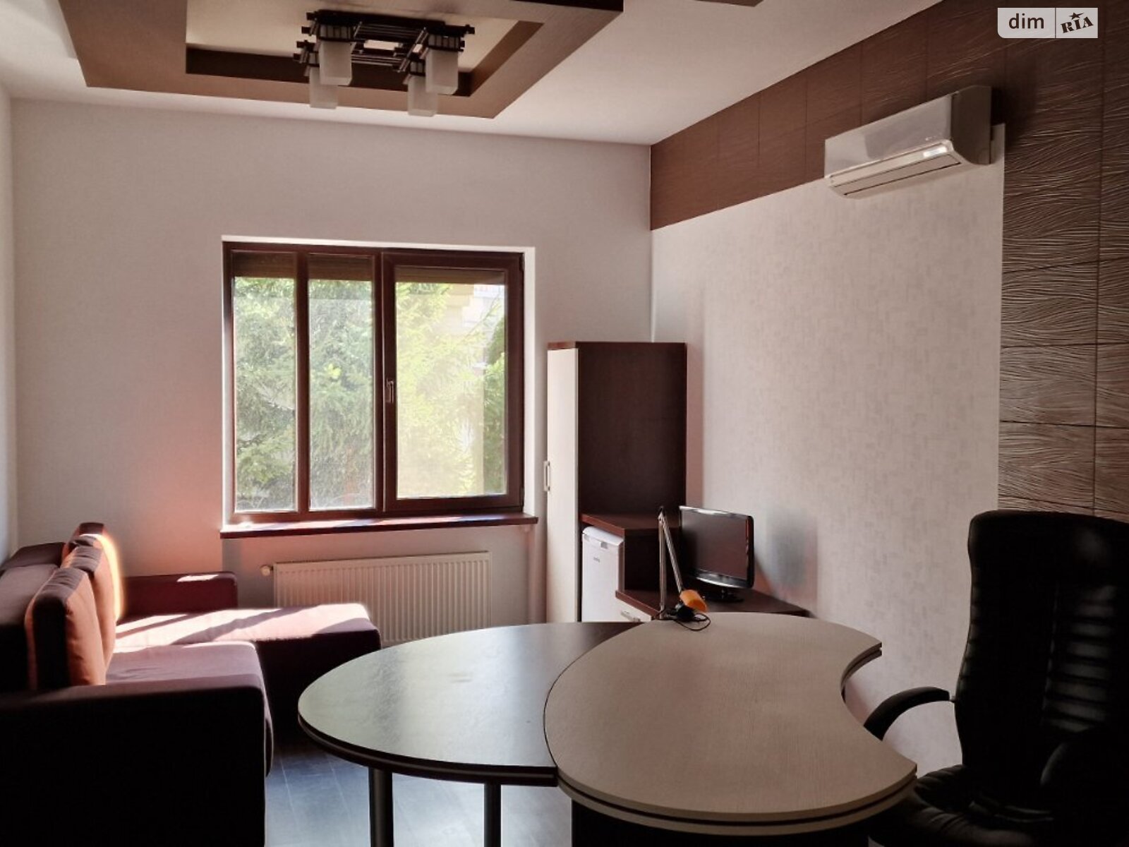 одноэтажный дом с гаражом, 460 кв. м, кирпич. Сдается помесячно в Погребах фото 1 одноэтажный дом с гаражом, 460 кв. м, кирпич. Сдается помесячно в Погребах фото 1