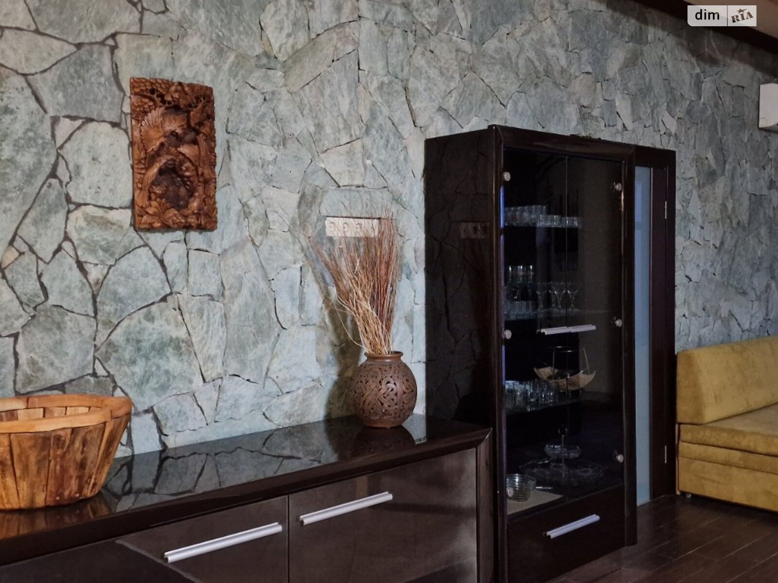 одноэтажный дом с гаражом, 460 кв. м, кирпич. Сдается помесячно в Погребах фото 1 одноэтажный дом с гаражом, 460 кв. м, кирпич. Сдается помесячно в Погребах фото 1