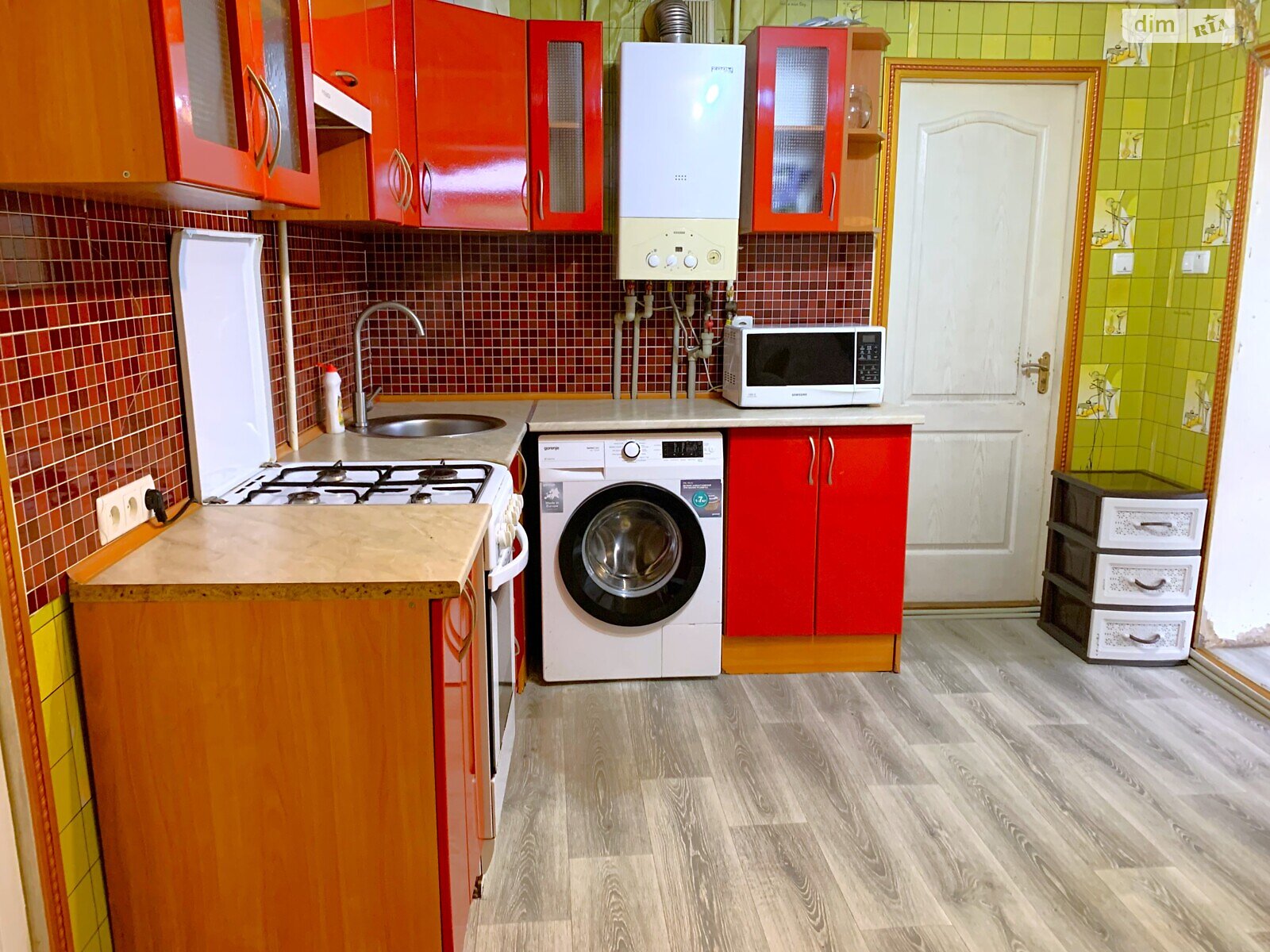 одноповерховий будинок з ремонтом, 40.1 кв. м, цегла. Здається помісячно в Полтаві, в районі Центр фото 1 однопроверховий будинок з ремонтом, 40.1 кв. м, цегла. Здається помісячно в Полтаві, в районі Центр фото 1