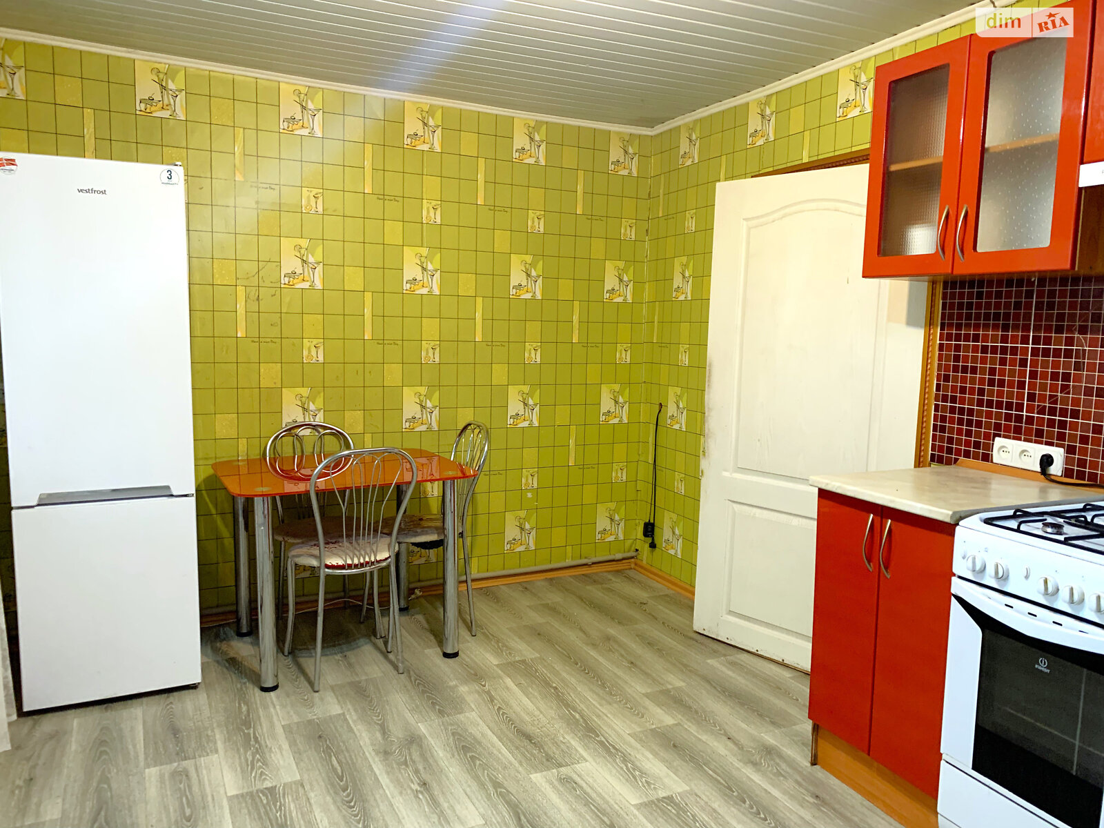 одноповерховий будинок з ремонтом, 40.1 кв. м, цегла. Здається помісячно в Полтаві, в районі Центр фото 1 однопроверховий будинок з ремонтом, 40.1 кв. м, цегла. Здається помісячно в Полтаві, в районі Центр фото 1