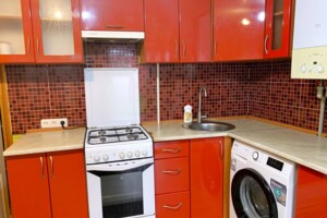 одноповерховий будинок з ремонтом, 40.1 кв. м, цегла. Здається помісячно в Полтаві, в районі Центр фото 2 однопроверховий будинок з ремонтом, 40.1 кв. м, цегла. Здається помісячно в Полтаві, в районі Центр фото 2