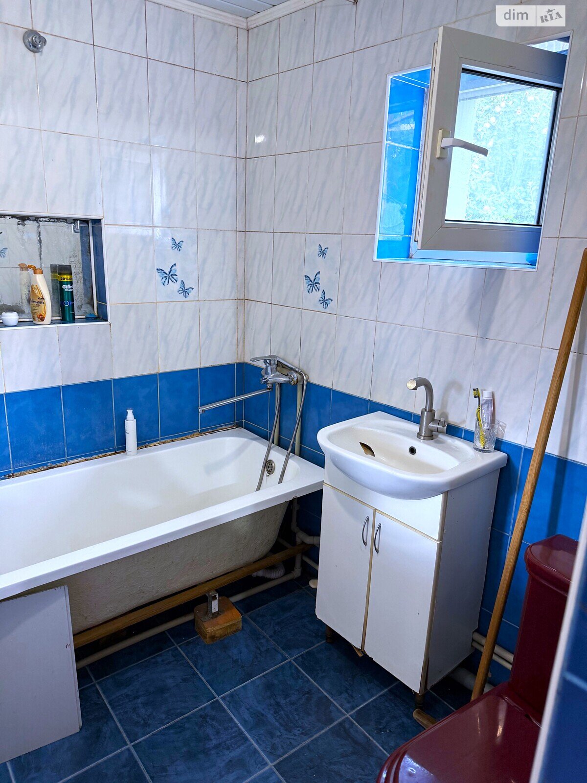 одноповерховий будинок з ремонтом, 40.1 кв. м, цегла. Здається помісячно в Полтаві, в районі Центр фото 1 однопроверховий будинок з ремонтом, 40.1 кв. м, цегла. Здається помісячно в Полтаві, в районі Центр фото 1