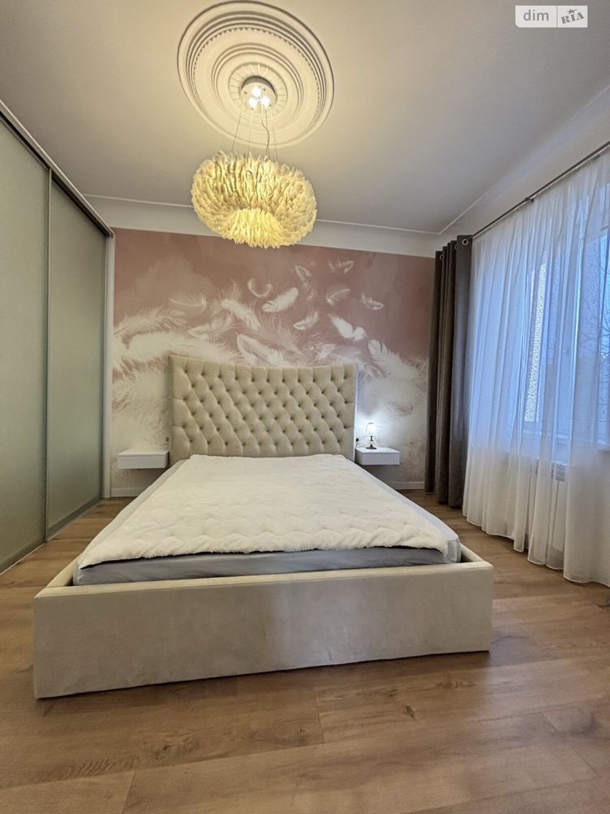 одноэтажный дом с верандой, 116.9 кв. м, кирпич. Сдается помесячно в Полтаве, в районе Центр фото 1 одноэтажный дом с верандой, 116.9 кв. м, кирпич. Сдается помесячно в Полтаве, в районе Центр фото 1