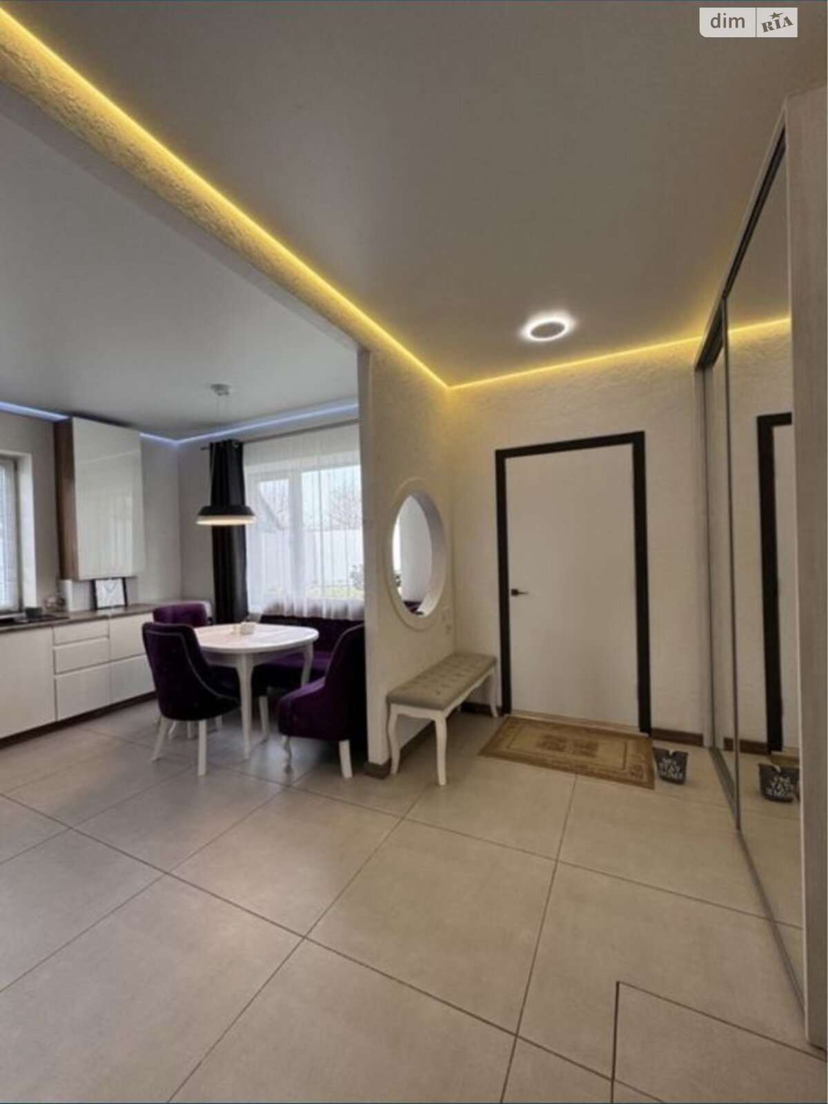 одноэтажный дом с верандой, 116.9 кв. м, кирпич. Сдается помесячно в Полтаве, в районе Центр фото 1 одноэтажный дом с верандой, 116.9 кв. м, кирпич. Сдается помесячно в Полтаве, в районе Центр фото 1