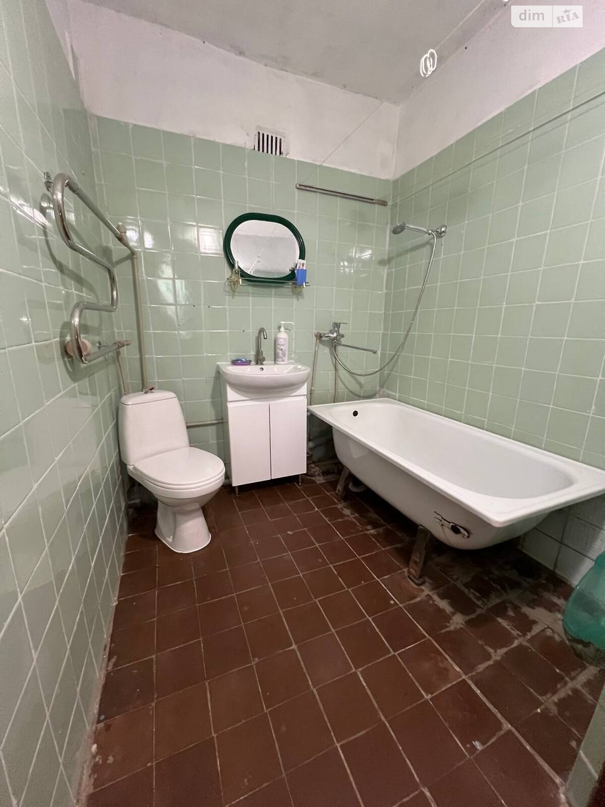 двухэтажный дом с гаражом, 110 кв. м, кирпич. Сдается помесячно в Полтаве, в районе Яковцы фото 1 двухэтажный дом с гаражом, 110 кв. м, кирпич. Сдается помесячно в Полтаве, в районе Яковцы фото 1