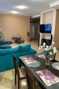 однопроверховий будинок з верандою, 76.4 кв. м, цегла. Здається помісячно в Полтаві, в районі Яківці фото 2