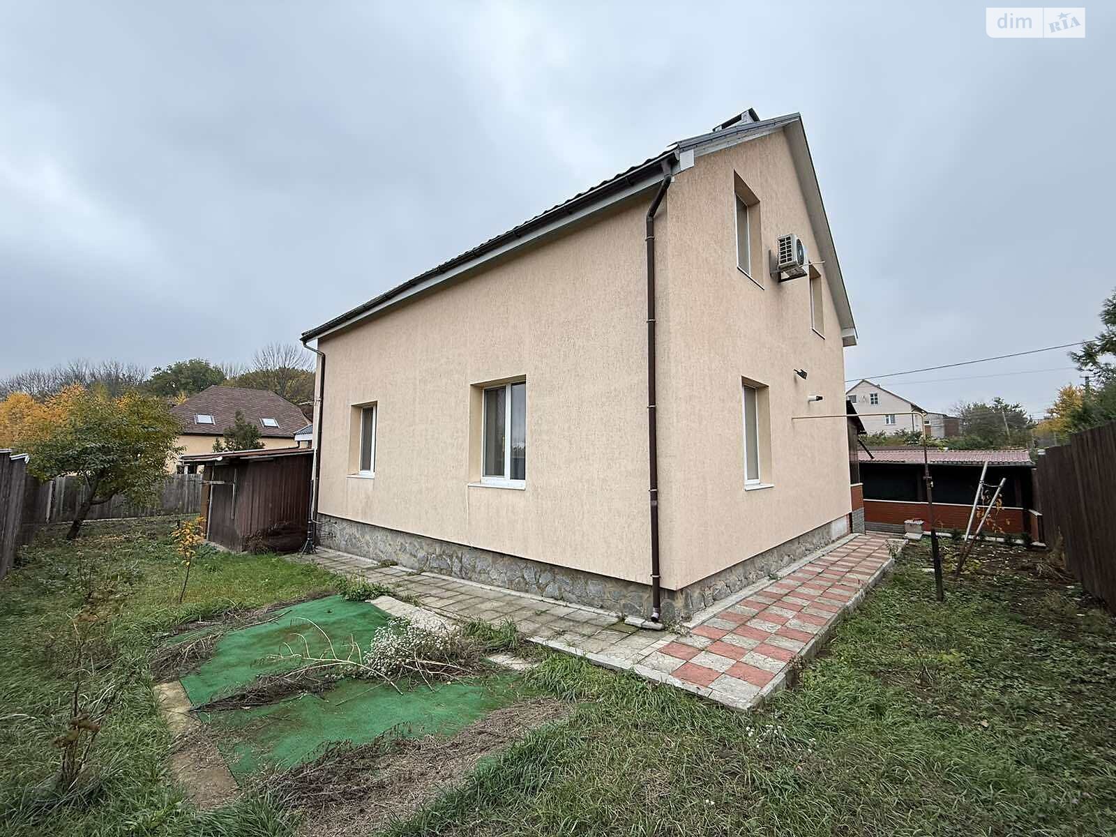 двухэтажный дом с гаражом, 132 кв. м, кирпич. Сдается помесячно в Полтаве, в районе Яр фото 1 двухэтажный дом с гаражом, 132 кв. м, кирпич. Сдается помесячно в Полтаве, в районе Яр фото 1
