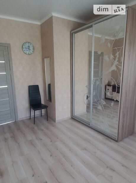 одноэтажный дом, 76 кв. м, кирпич. Сдается помесячно в Прилуках, в районе Прилуки фото 1 одноэтажный дом, 76 кв. м, кирпич. Сдается помесячно в Прилуках, в районе Прилуки фото 1