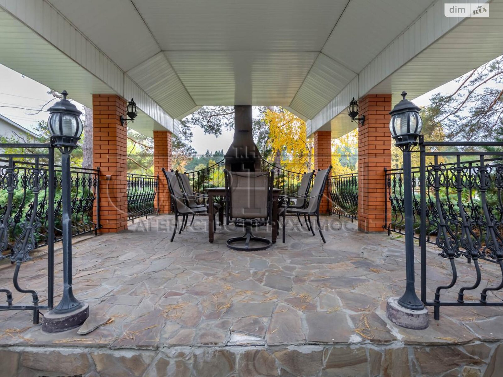 двухэтажный дом с верандой, 220 кв. м, кирпич. Сдается помесячно в Процеве фото 1 двухэтажный дом с верандой, 220 кв. м, кирпич. Сдается помесячно в Процеве фото 1