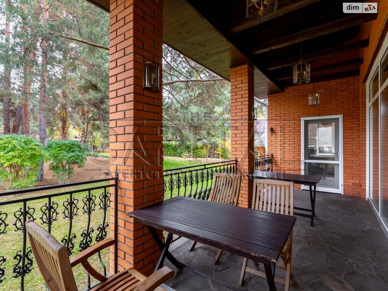 двухэтажный дом с верандой, 220 кв. м, кирпич. Сдается помесячно в Процеве фото 1 двухэтажный дом с верандой, 220 кв. м, кирпич. Сдается помесячно в Процеве фото 1