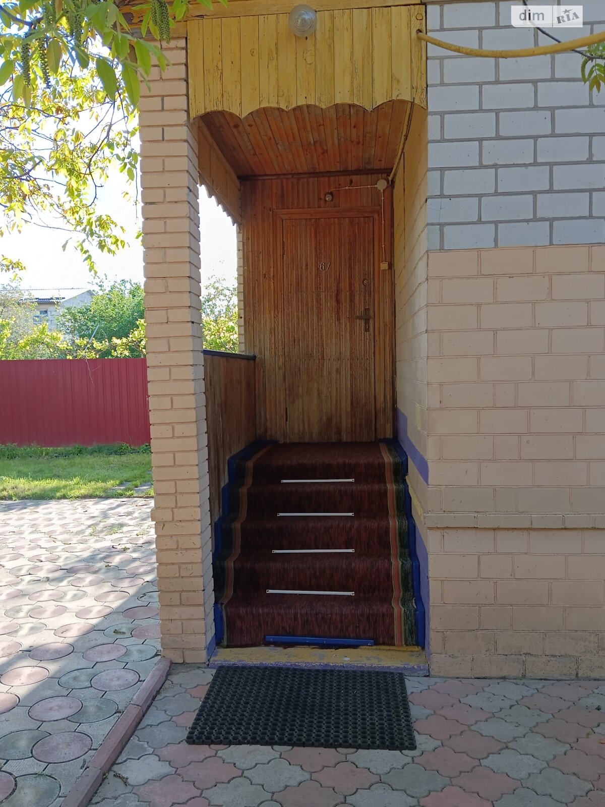 двоповерховий будинок бесідка, 67.3 кв. м, дерево та цегла. Здається помісячно в Рожнах фото 1 двопроверховий будинок бесідка, 67.3 кв. м, дерево та цегла. Здається помісячно в Рожнах фото 1