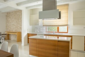 триповерховий будинок з гаражем, 408 кв. м, кирпич. Здається помісячно в Романкові фото 2