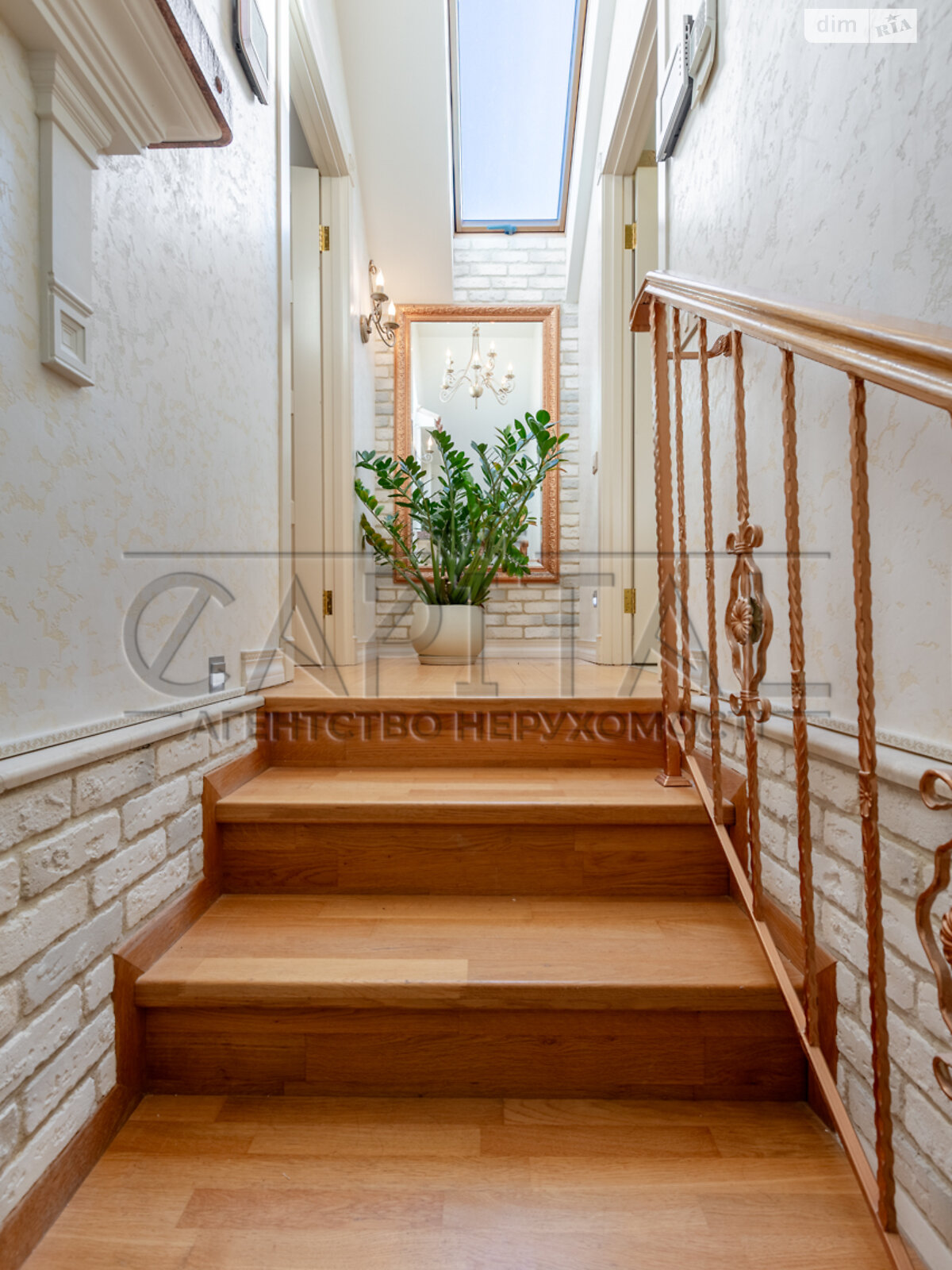 двоповерховий будинок бесідка, 150 кв. м, цегла. Здається помісячно в Романкові фото 1 двоповерховий будинок бесідка, 150 кв. м, цегла. Здається помісячно в Романкові фото 1