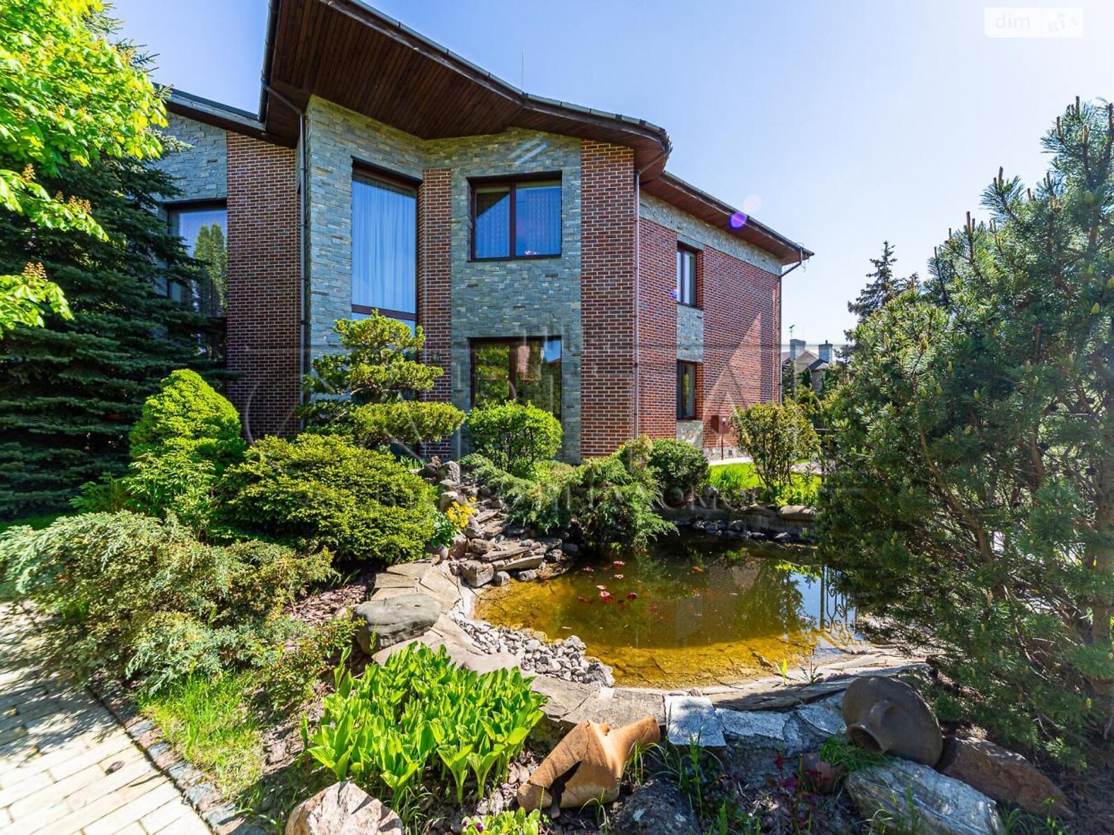 двоповерховий будинок з верандою, 441 кв. м, цегла. Здається помісячно в Романкові фото 1 двоповерховий будинок з верандою, 441 кв. м, цегла. Здається помісячно в Романкові фото 1