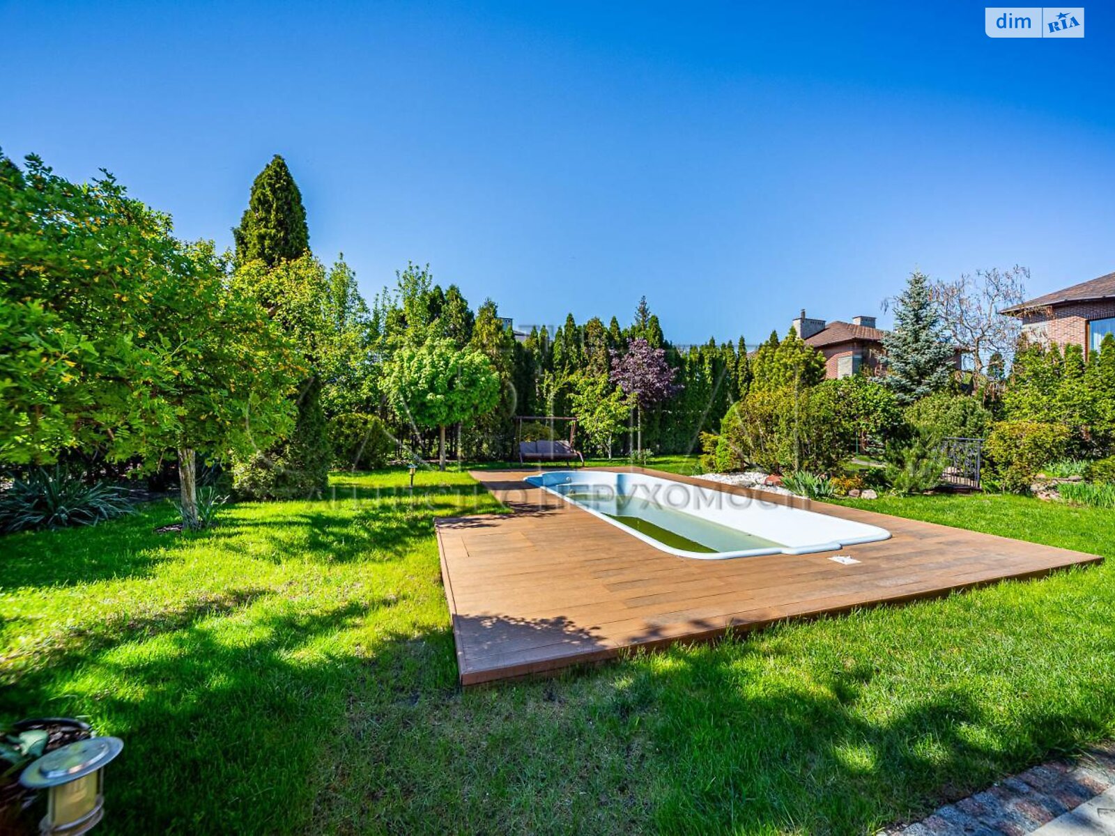 двоповерховий будинок з верандою, 441 кв. м, цегла. Здається помісячно в Романкові фото 1 двоповерховий будинок з верандою, 441 кв. м, цегла. Здається помісячно в Романкові фото 1