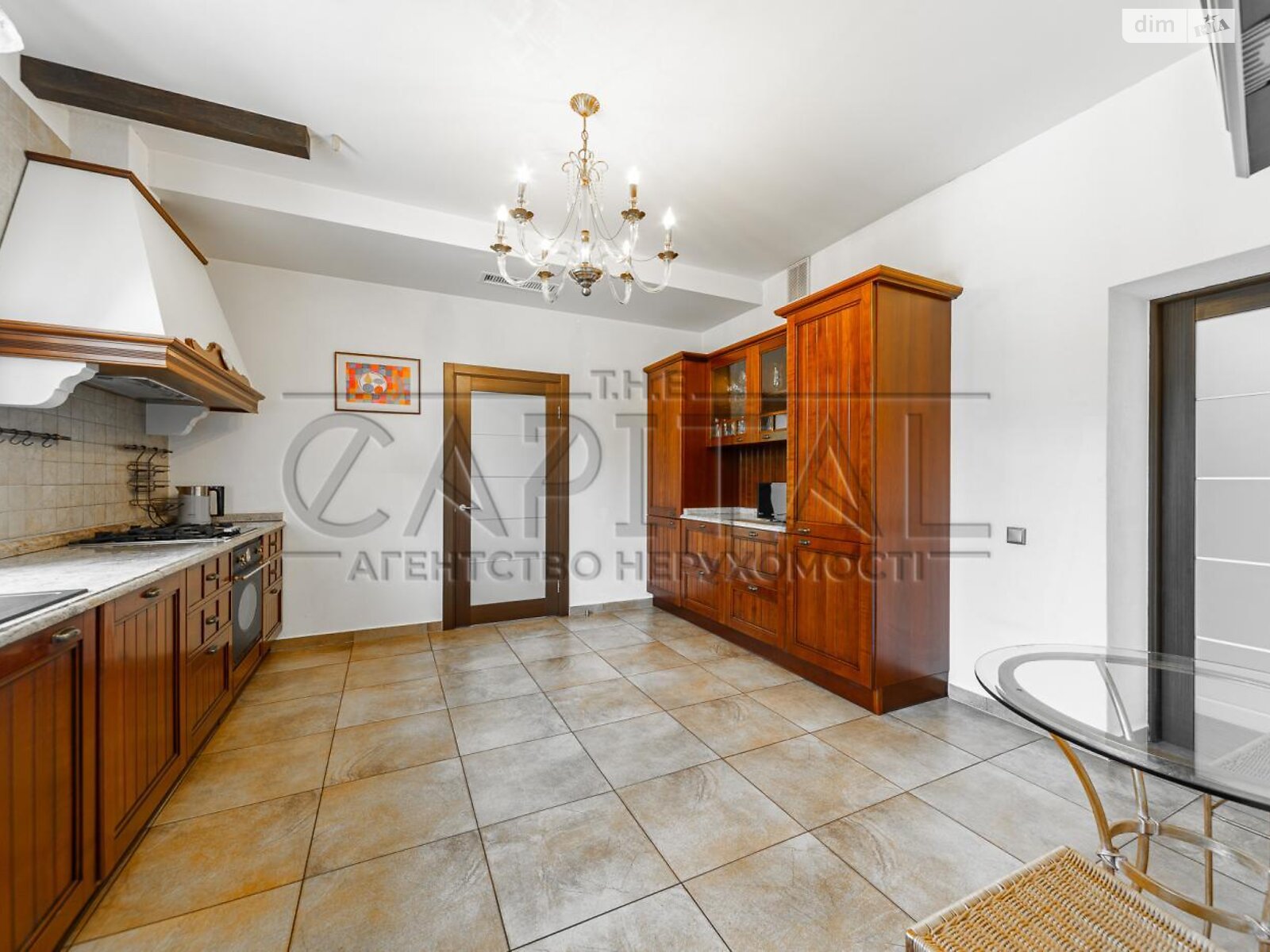 двоповерховий будинок з верандою, 441 кв. м, цегла. Здається помісячно в Романкові фото 1 двоповерховий будинок з верандою, 441 кв. м, цегла. Здається помісячно в Романкові фото 1