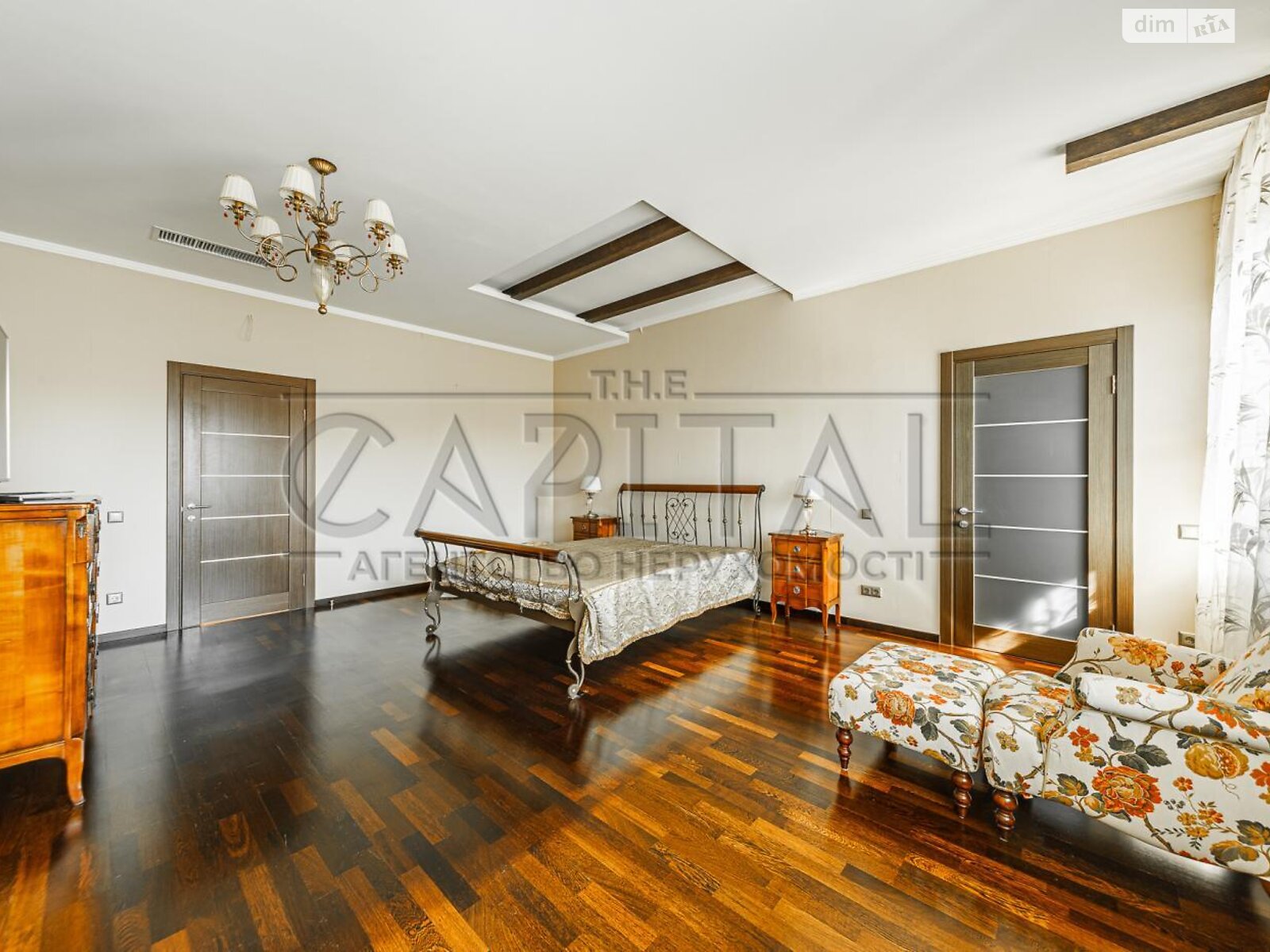 двоповерховий будинок з верандою, 441 кв. м, цегла. Здається помісячно в Романкові фото 1 двоповерховий будинок з верандою, 441 кв. м, цегла. Здається помісячно в Романкові фото 1