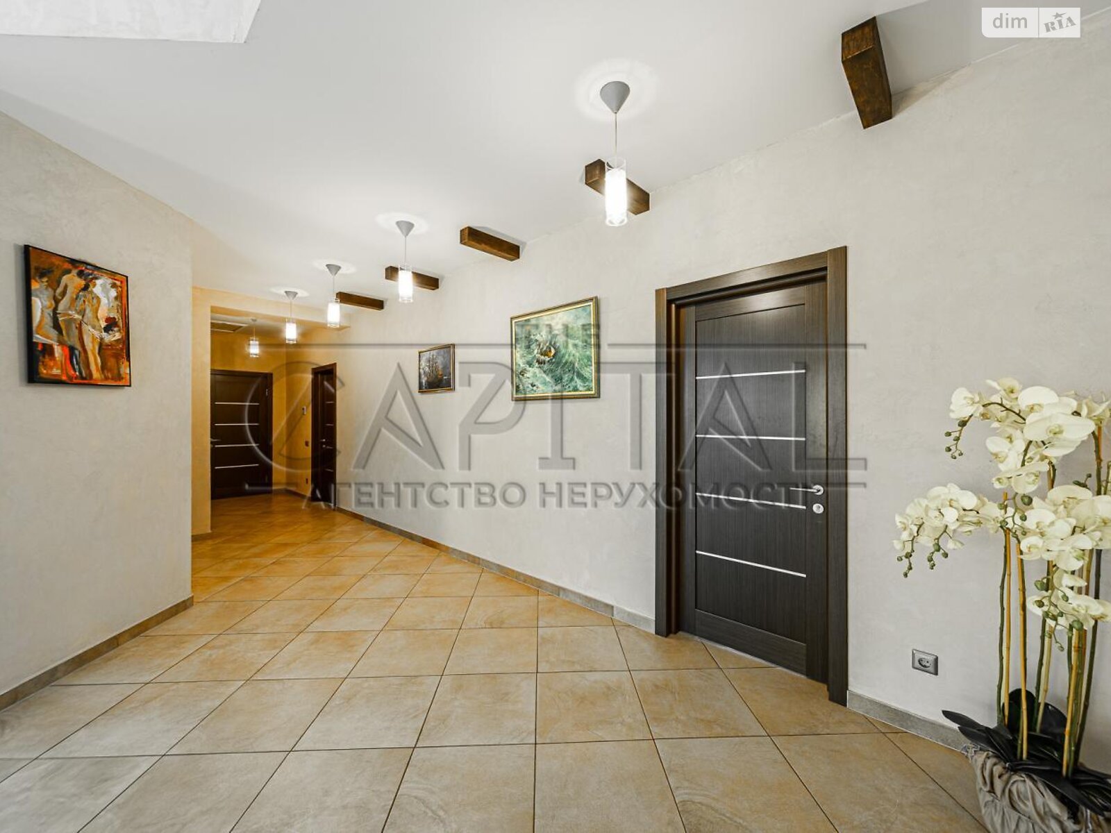 двоповерховий будинок з верандою, 441 кв. м, цегла. Здається помісячно в Романкові фото 1 двоповерховий будинок з верандою, 441 кв. м, цегла. Здається помісячно в Романкові фото 1