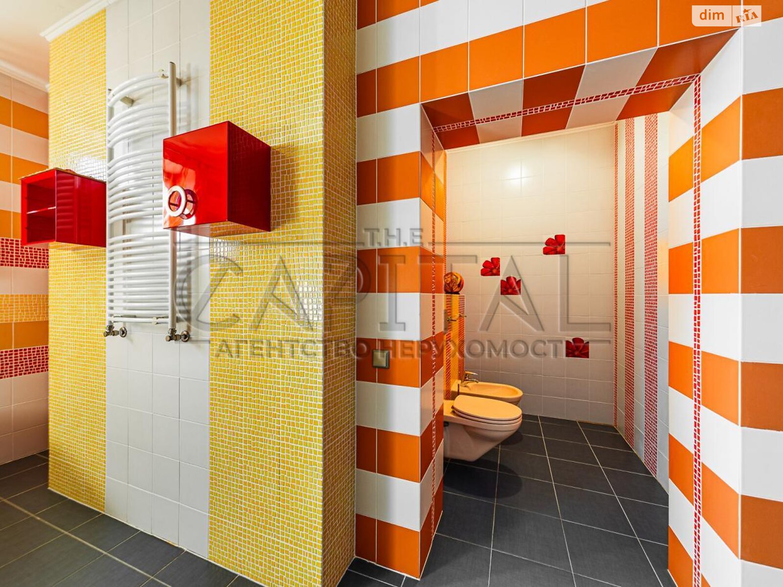 двоповерховий будинок з верандою, 441 кв. м, цегла. Здається помісячно в Романкові фото 1 двоповерховий будинок з верандою, 441 кв. м, цегла. Здається помісячно в Романкові фото 1