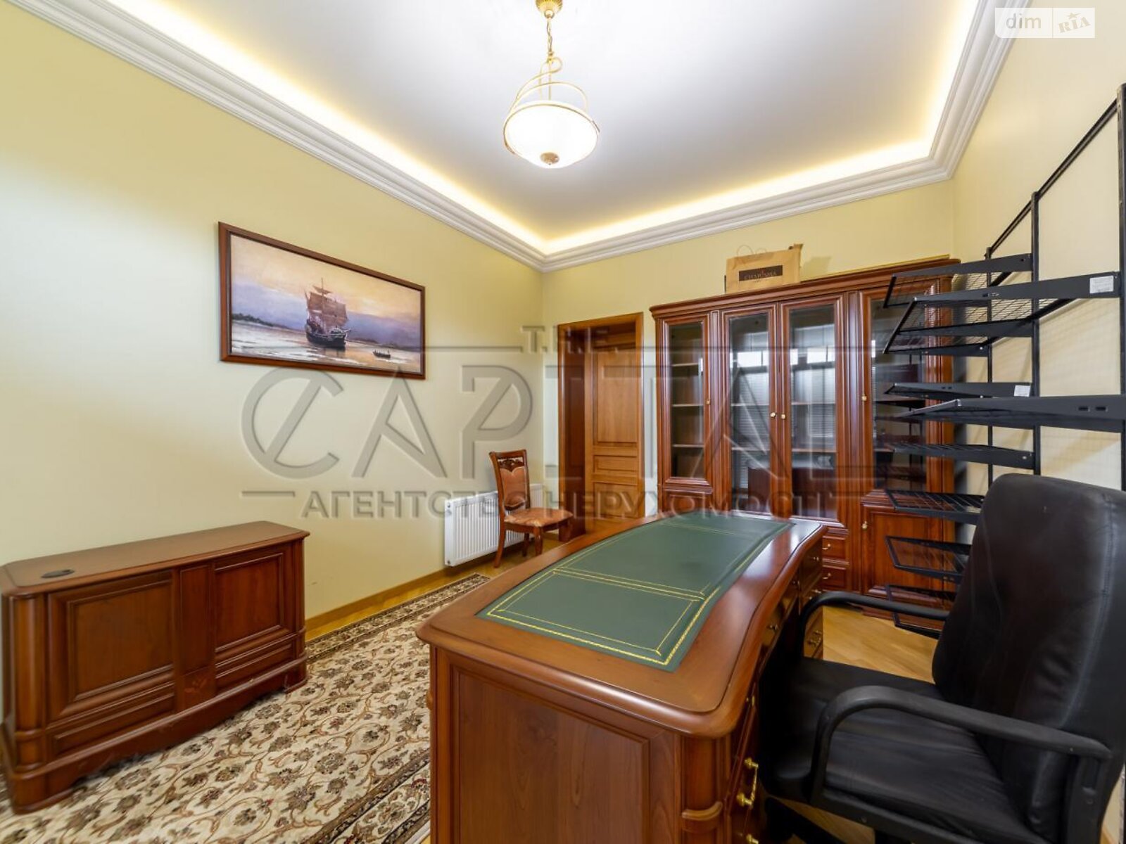 двоповерховий будинок з гаражем, 280 кв. м, кирпич. Здається помісячно в Романкові фото 1