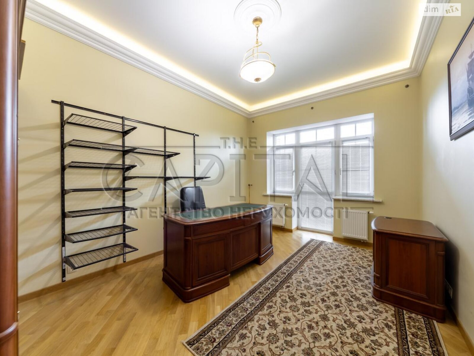 двоповерховий будинок з гаражем, 280 кв. м, кирпич. Здається помісячно в Романкові фото 1